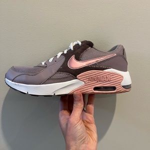 Nike Air Max Excee - Big Kids Size 5.5Y
